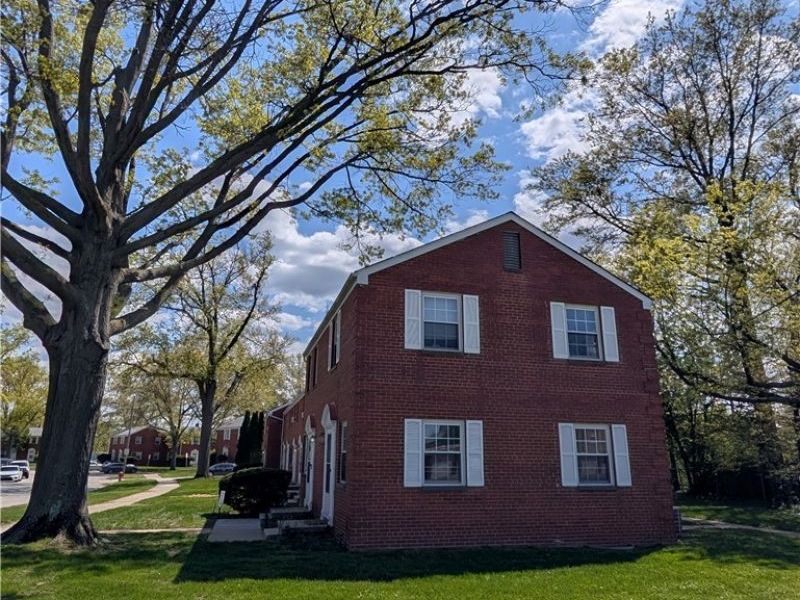 422 Clearview Drive, Unit J10, Euclid, OH 44123 Photo 11
