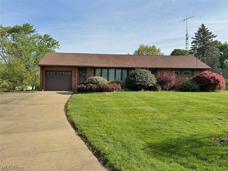 3937 Linda Street NW, North Canton, OH 44720 Photo 1