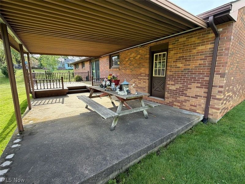3937 Linda Street NW, North Canton, OH 44720 Photo 3