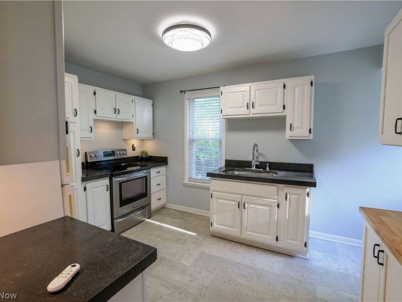 217 E Bergey Street, Wadsworth, OH 44281 Photo 5