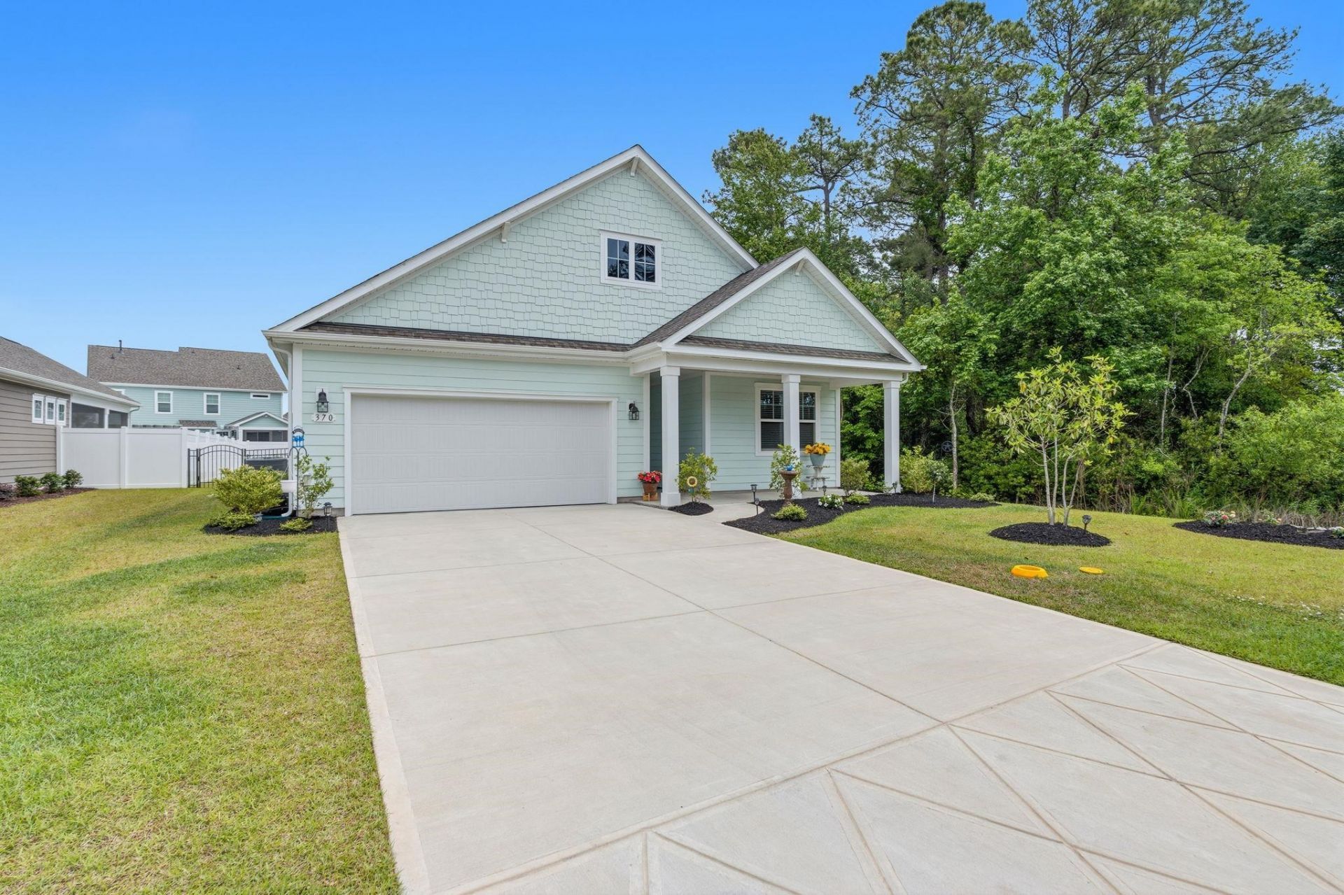 370 Rose Mallow Dr. Photo 3