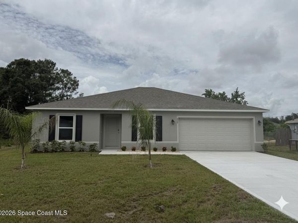 950 Culpepper Avenue SE, Palm Bay, FL 32909