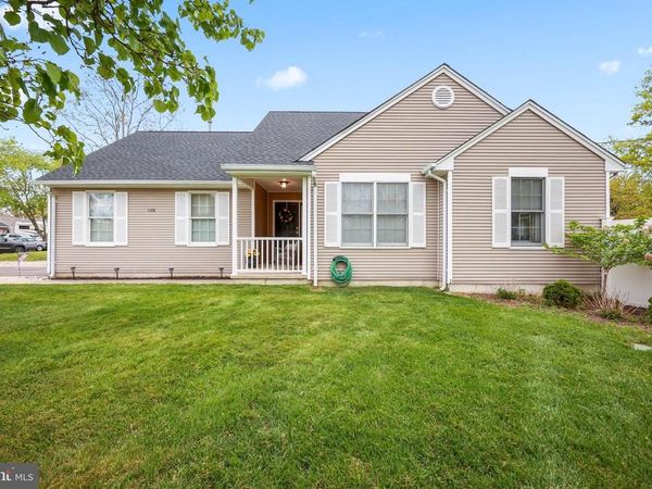 120 ALBATROSS AVENUE, MANAHAWKIN, NJ 08050