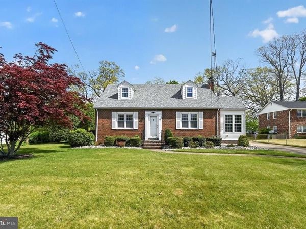 112 W PACIFIC AVENUE , MINOTOLA, NJ 08341