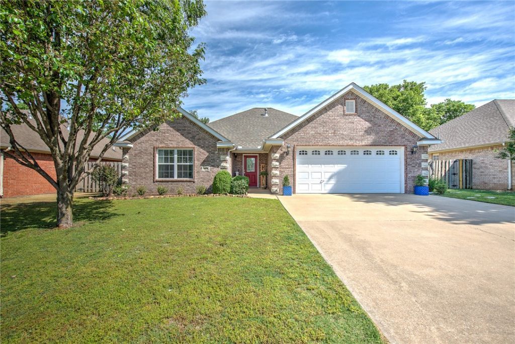 3905 Amour Drive, Rogers, AR 72758 Main Photo