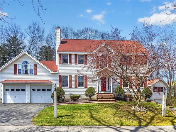22 Mcrayne Hill Rd, Billerica, MA 01821