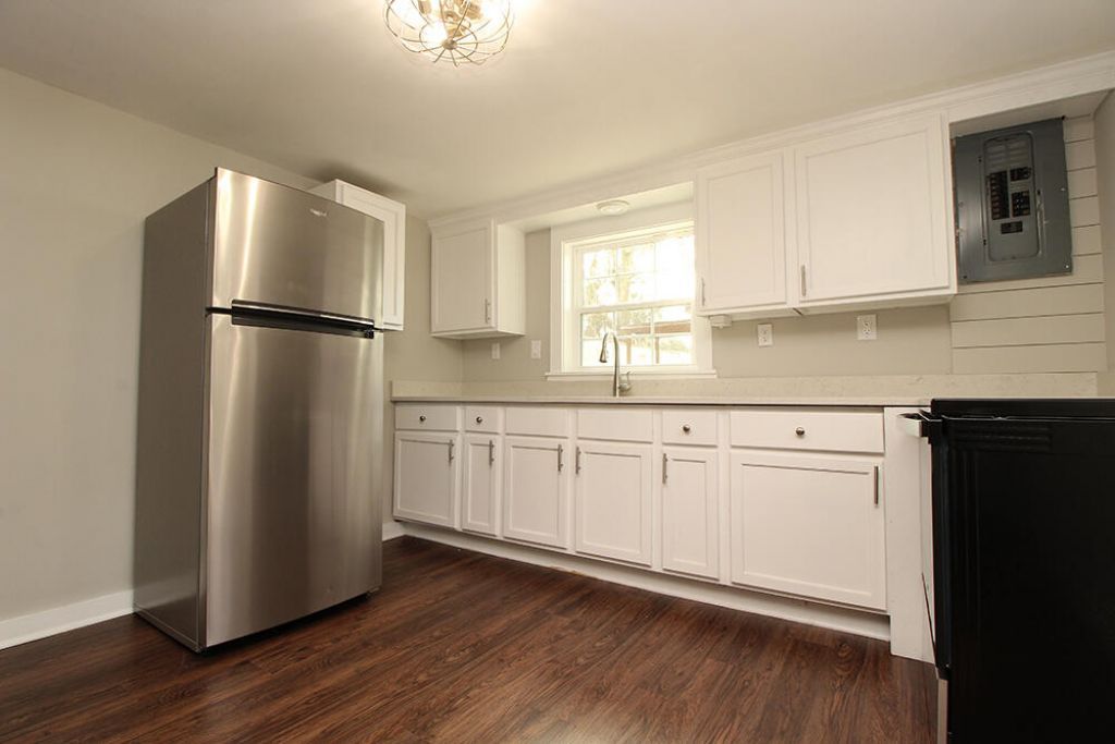 1185 Bexley Street Photo 4