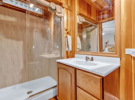 706 Lake Ridge Road, Lake Almanor, CA 96137 Photo