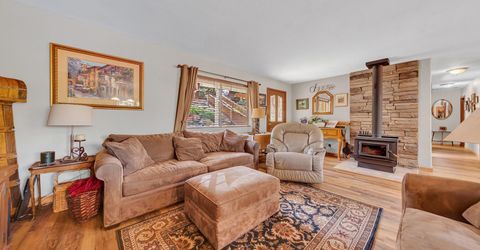 706 Lake Ridge Road, Lake Almanor, CA 96137 Photo