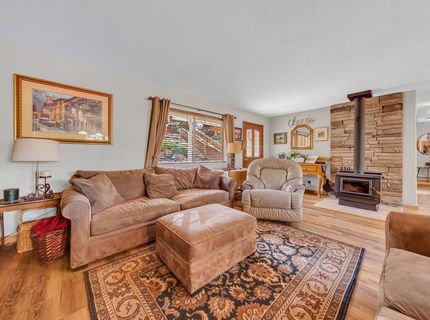706 Lake Ridge Road, Lake Almanor, CA 96137 Photo