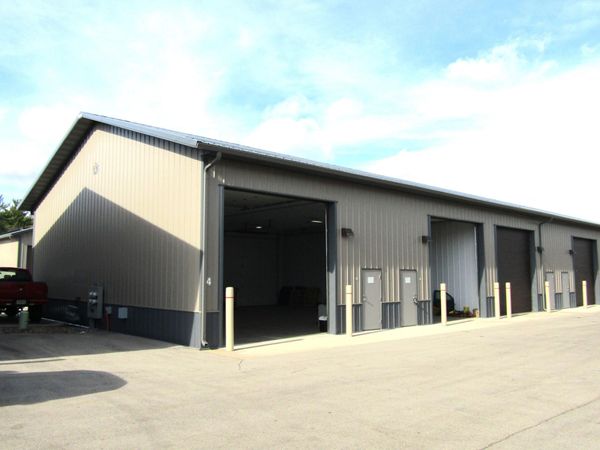S86W22900 Peterson Way, Unit 16&17, Big Bend, WI 53103