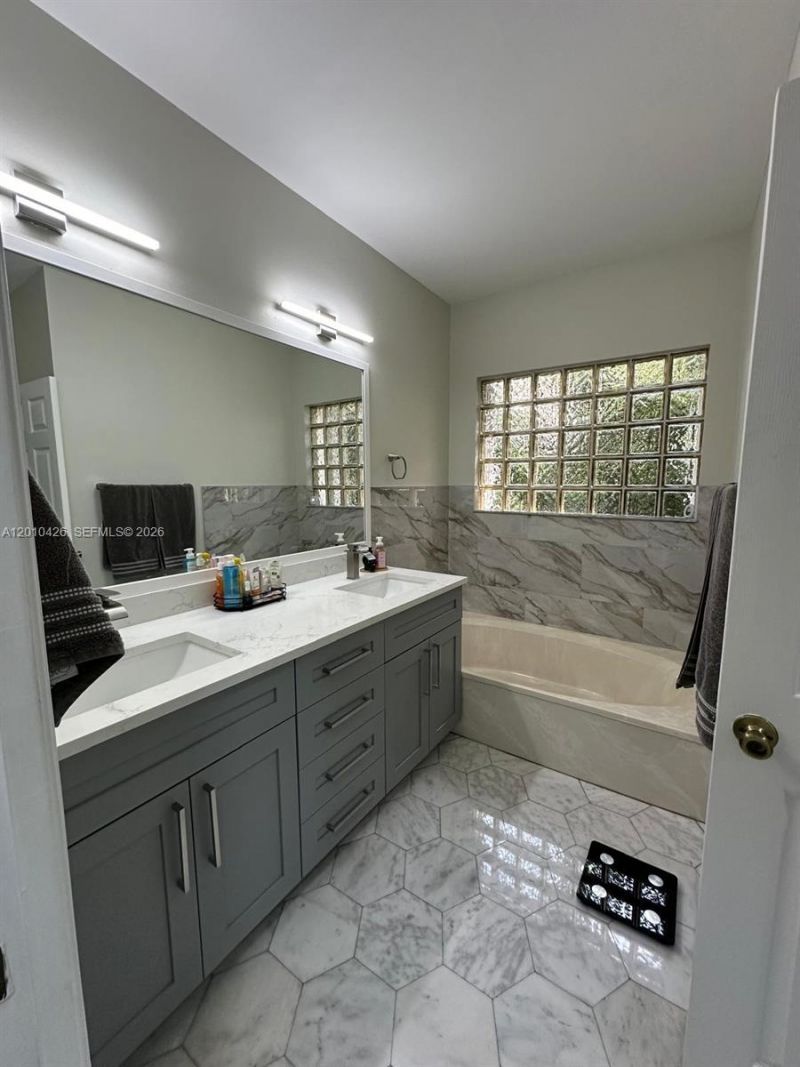 10809 Madison Dr , Boynton Beach, FL 33437 Photo