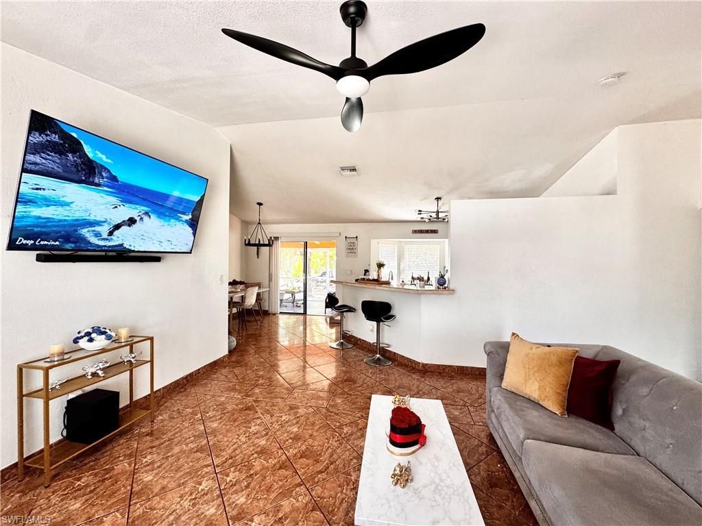 723 Roosevelt Ave, Lehigh Acres, FL 33936 Photo