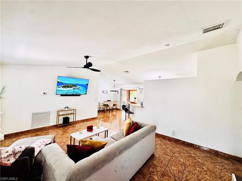 723 Roosevelt Ave, Lehigh Acres, FL 33936 Photo