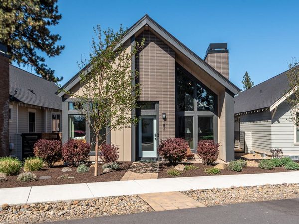 152 W Clearpine Drive, Sisters, OR 97759