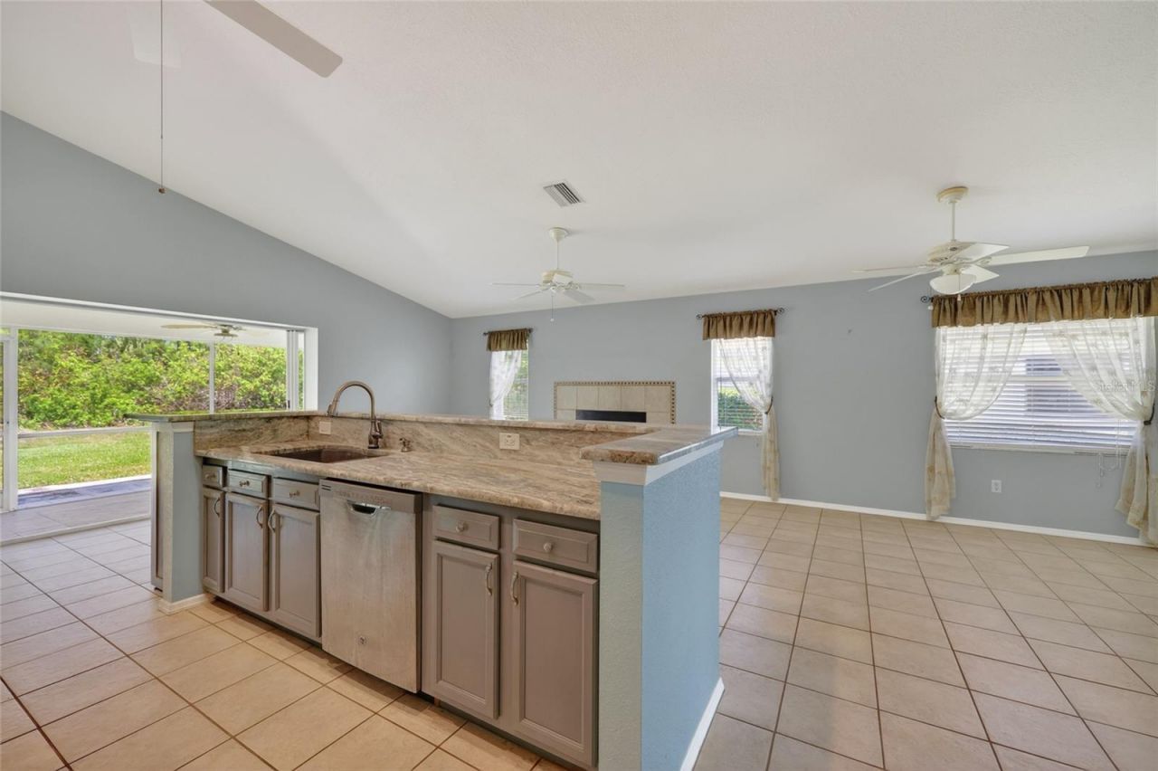 13440 SW Pembroke Circle N, Lake Suzy, FL 34269 Photo