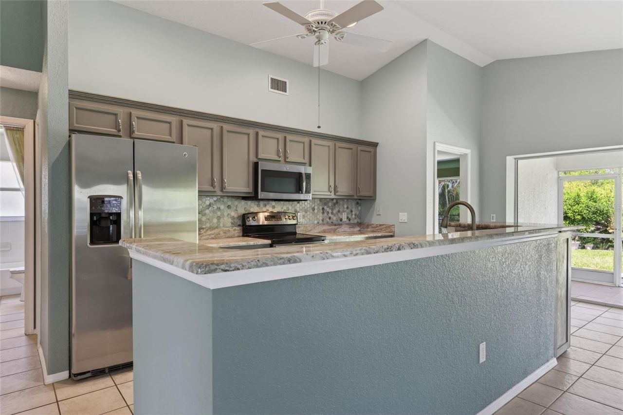 13440 SW Pembroke Circle N, Lake Suzy, FL 34269 Photo