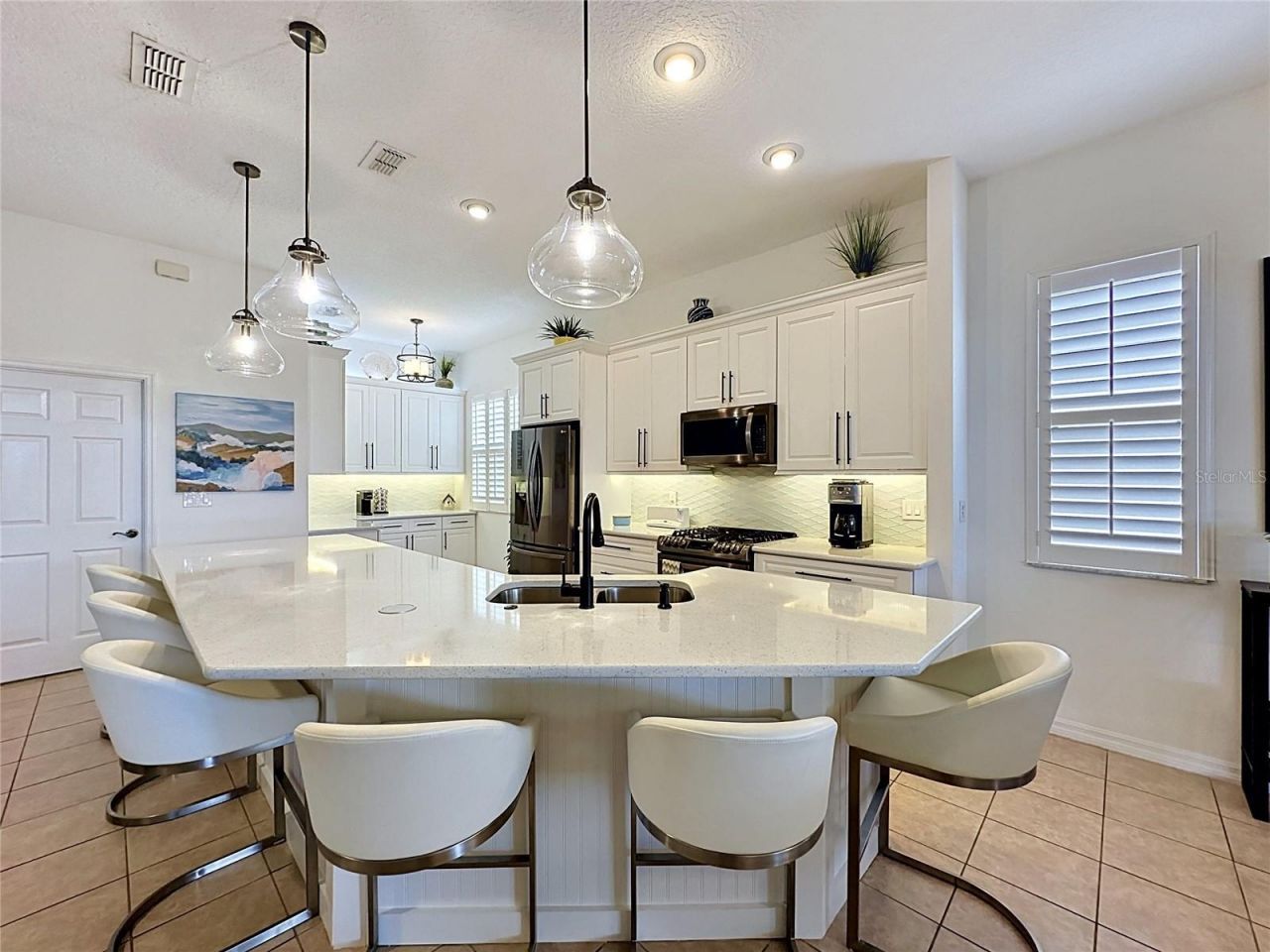 135 Crepe Myrtle Dr , Groveland, FL 34736 Photo