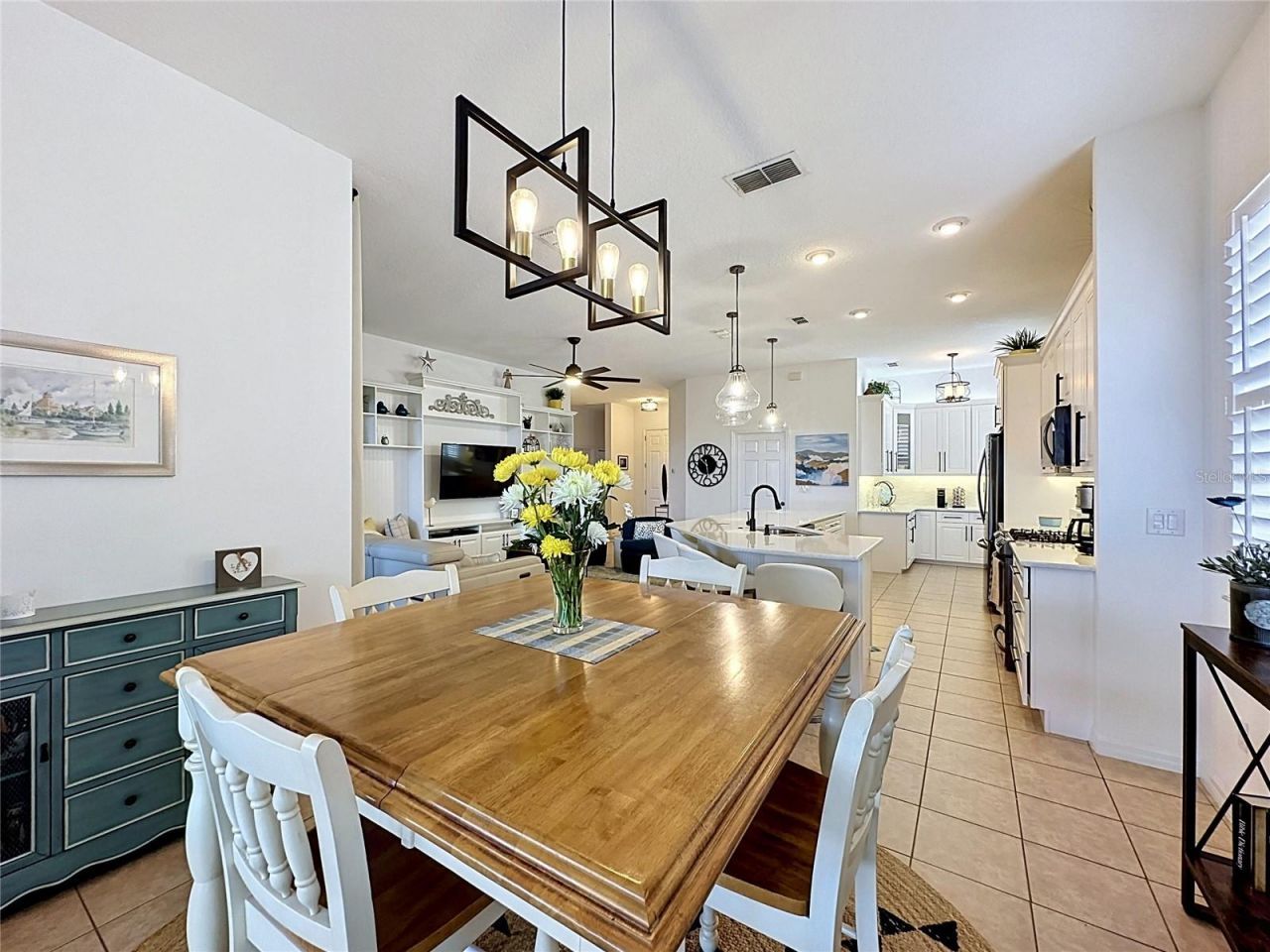 135 Crepe Myrtle Dr , Groveland, FL 34736 Photo