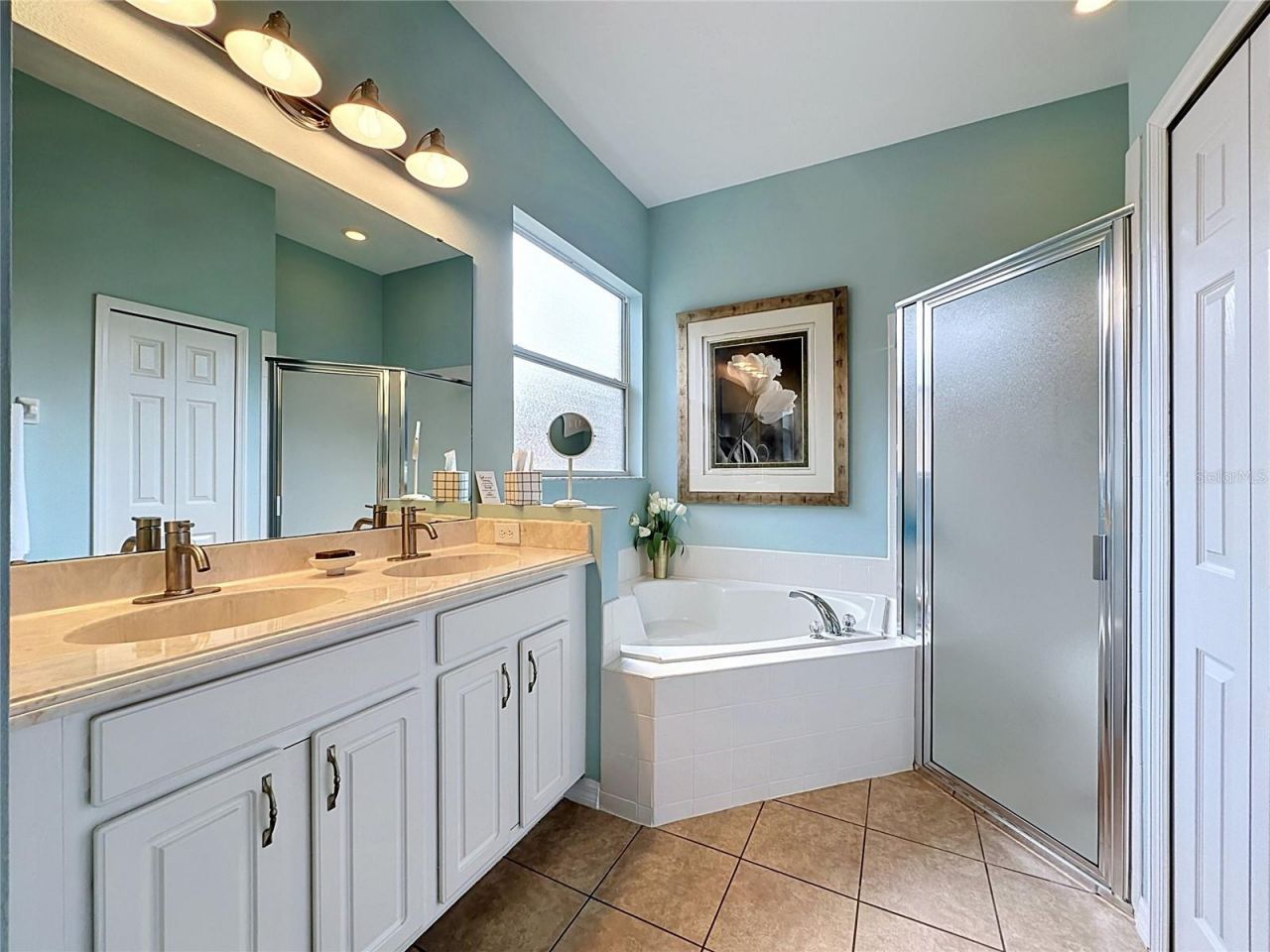 135 Crepe Myrtle Dr , Groveland, FL 34736 Photo