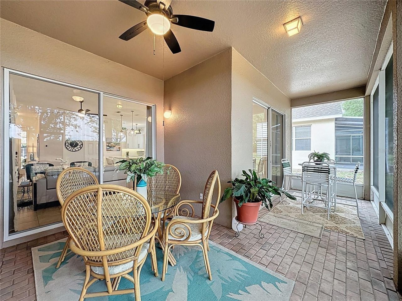 135 Crepe Myrtle Dr , Groveland, FL 34736 Photo