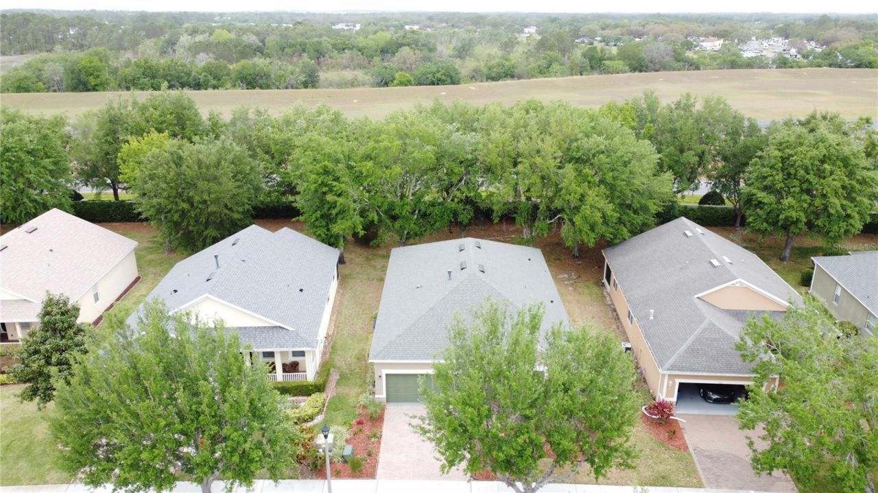 135 Crepe Myrtle Dr , Groveland, FL 34736 Photo
