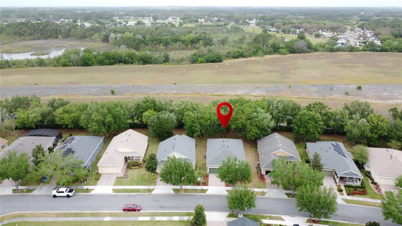 135 Crepe Myrtle Dr , Groveland, FL 34736 Photo
