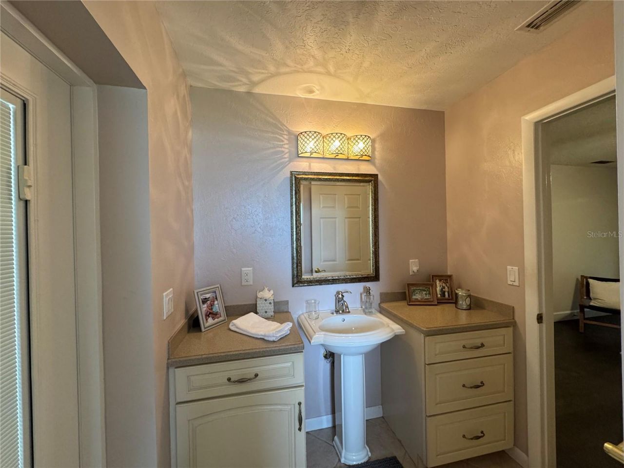 334 W F Street, Unit FL, Frostproof, FL 33843 Photo