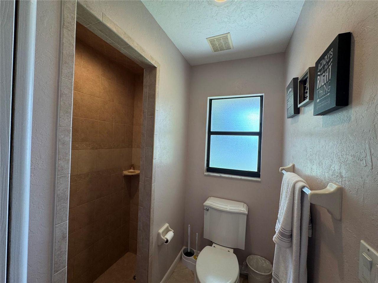 334 W F Street, Unit FL, Frostproof, FL 33843 Photo