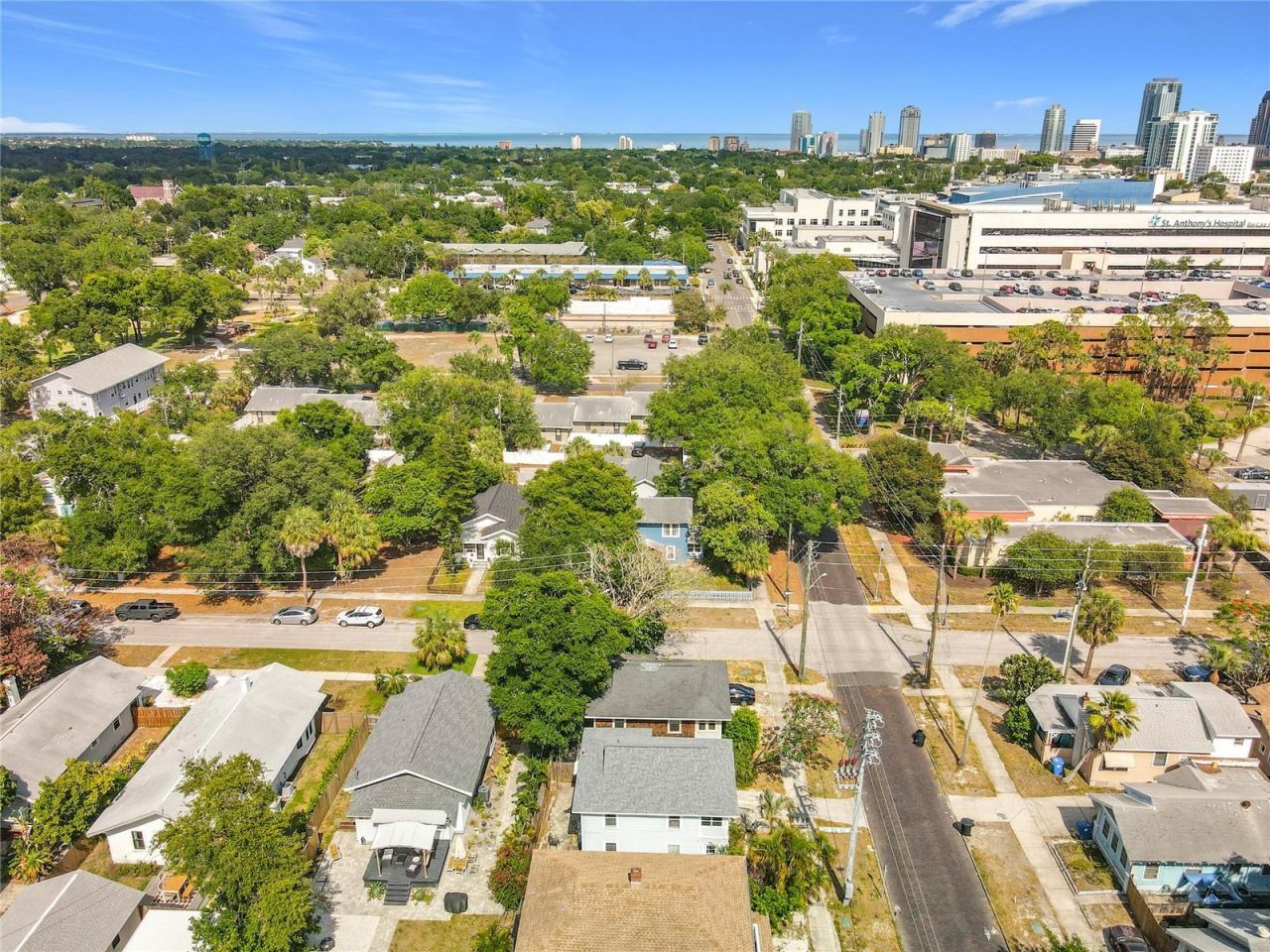 701 14th Street N, Saint Petersburg, FL 33705 Photo