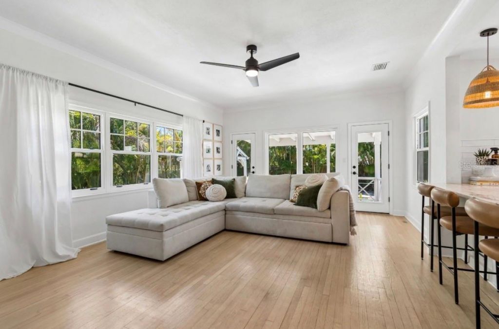 1820 1st Street N, Saint Petersburg, FL 33704 Photo