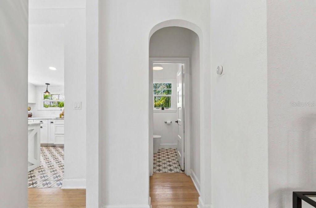 1820 1st Street N, Saint Petersburg, FL 33704 Photo