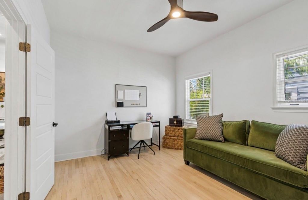 1820 1st Street N, Saint Petersburg, FL 33704 Photo