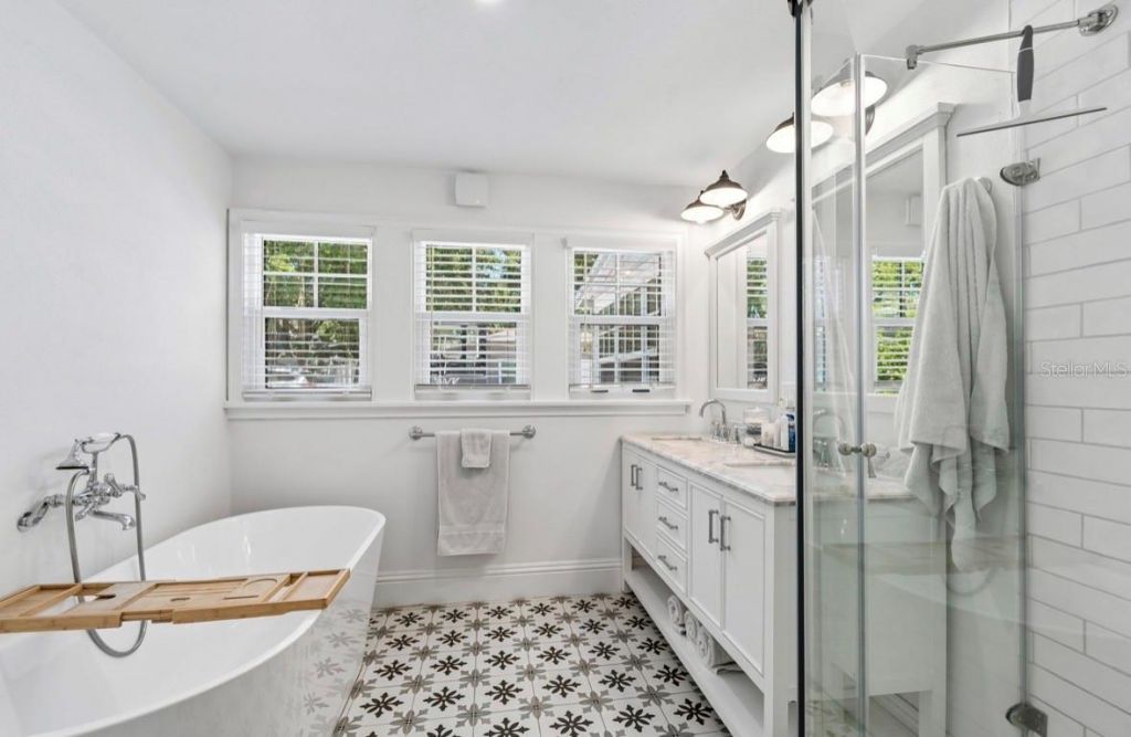 1820 1st Street N, Saint Petersburg, FL 33704 Photo