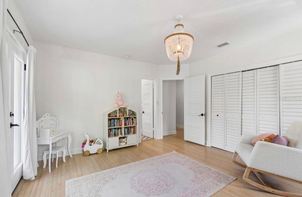 1820 1st Street N, Saint Petersburg, FL 33704 Photo
