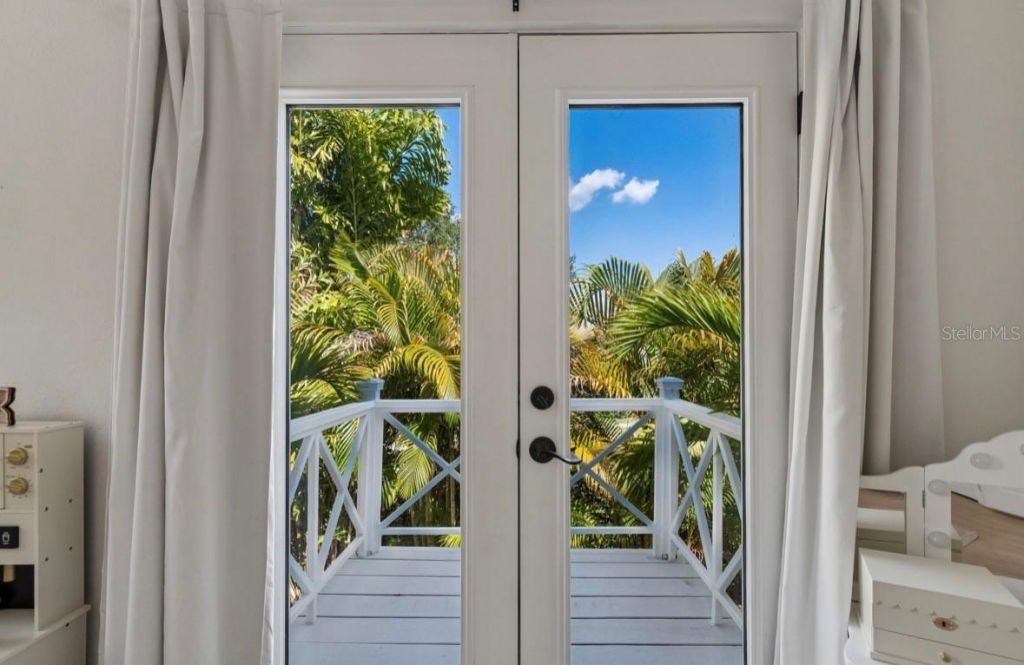 1820 1st Street N, Saint Petersburg, FL 33704 Photo
