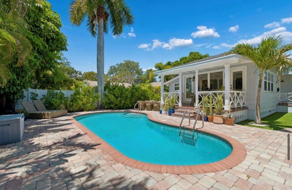 1820 1st Street N, Saint Petersburg, FL 33704 Photo