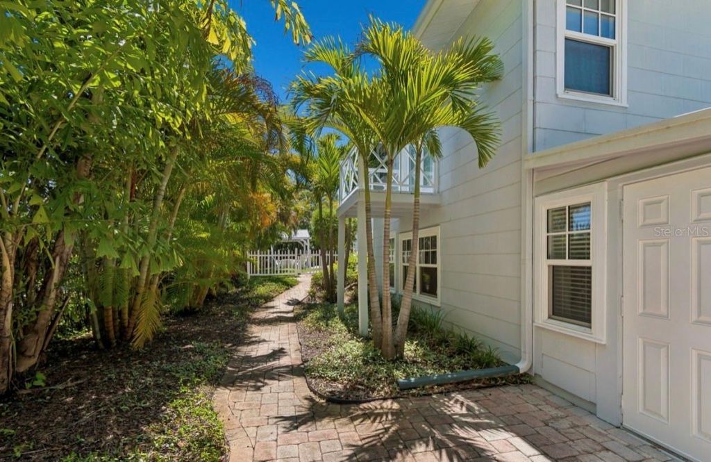 1820 1st Street N, Saint Petersburg, FL 33704 Photo