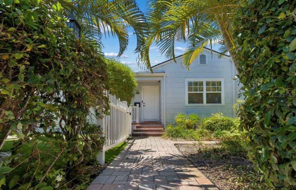 1820 1st Street N, Saint Petersburg, FL 33704 Photo