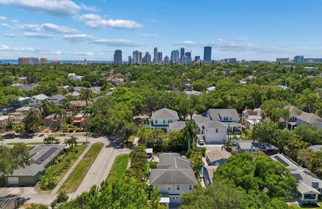 1820 1st Street N, Saint Petersburg, FL 33704 Photo
