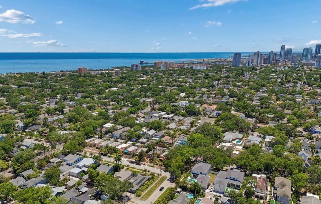 1820 1st Street N, Saint Petersburg, FL 33704 Photo