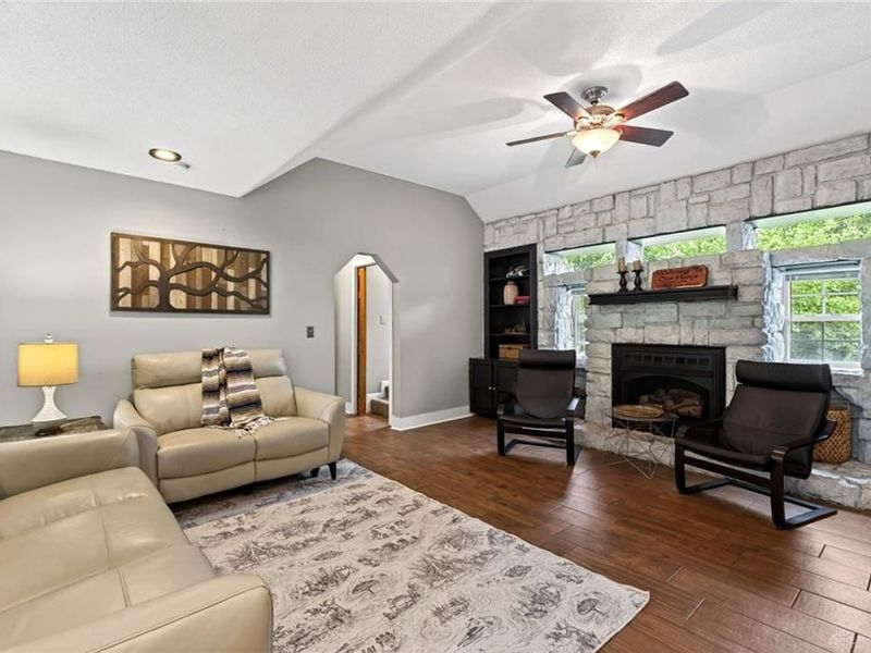 3355 Algus Lane, Green Township, OH 45248 Photo 6