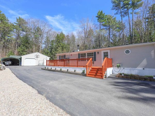 2435 Weare Road, Henniker, NH 03242