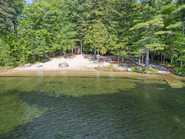 56 Old Hubbard Road, Meredith, NH 03253