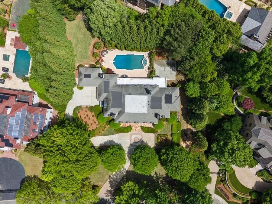 Property Image 100