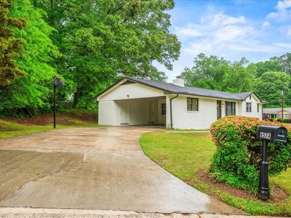 6574 Wendell Circle , Morrow, GA 30260