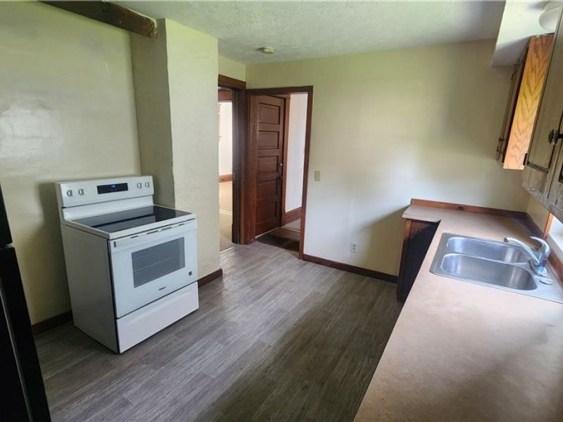 499 Gage Street, Akron, OH 44311 Photo 3