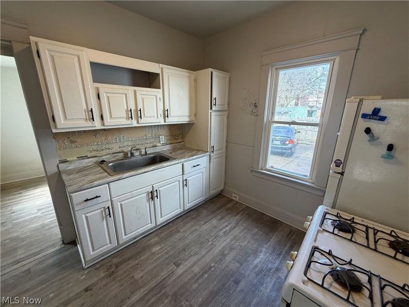 3308 W 90th Street , Cleveland, OH 44102 Photo 26