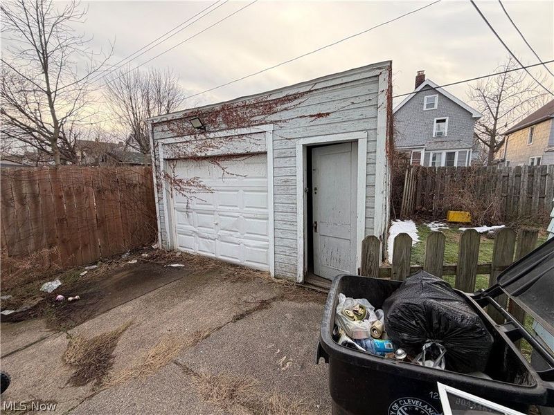 3308 W 90th Street , Cleveland, OH 44102 Photo 4