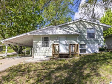 1016 Pleasant Drive , Plattsmouth, NE 68048